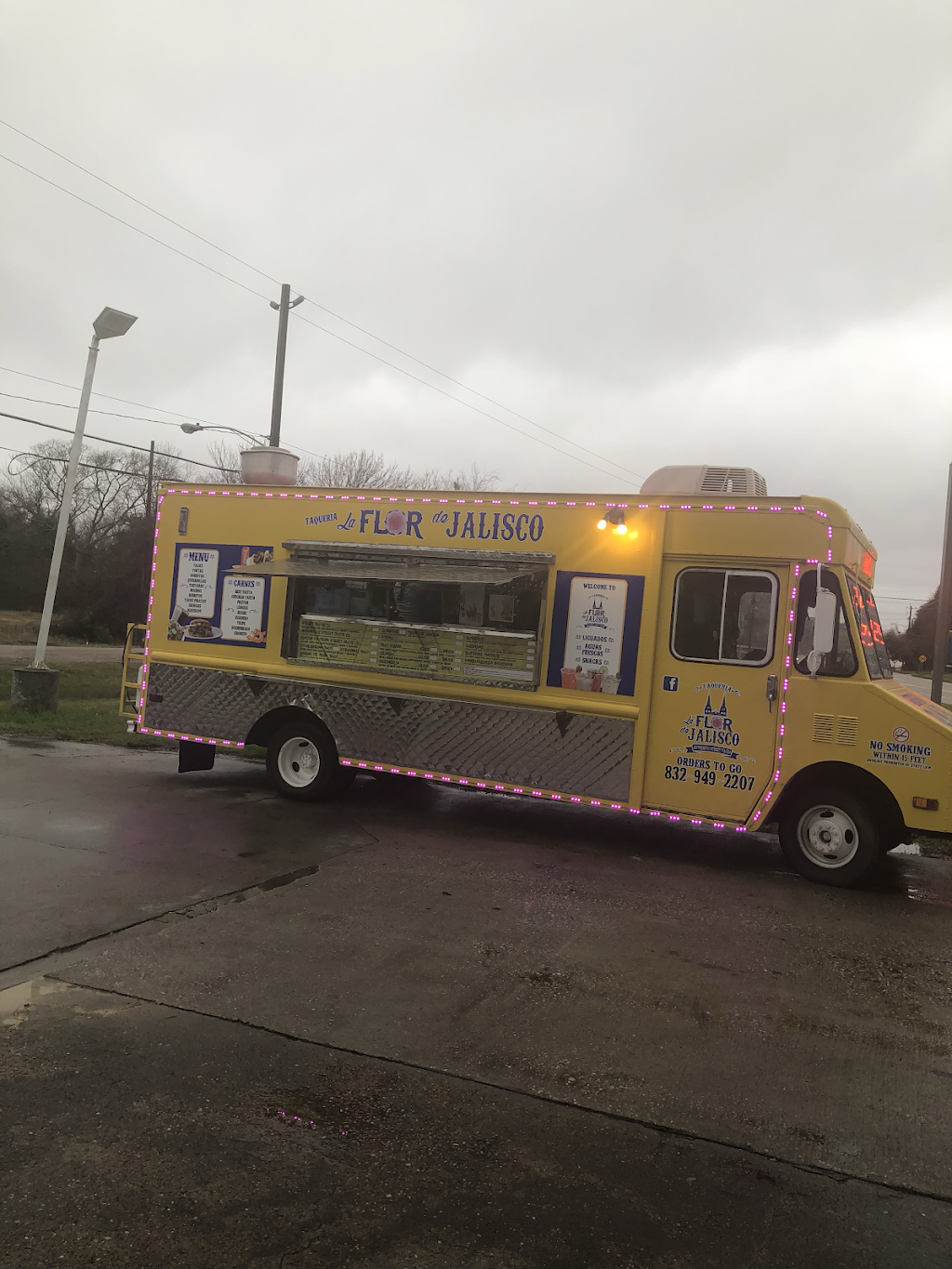 Taqueria La Flor de Jalisco | restaurant | 1800 Massey-Tompkins Rd, Baytown, TX 77521, USA | 8329492207 OR +1 832-949-2207