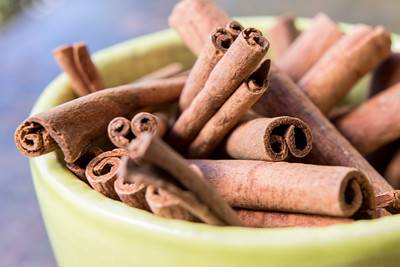 Grillys Restaurant | restaurant | 1 Bolinas Rd, Fairfax, CA 94930, USA | 4154576171 OR +1 415-457-6171