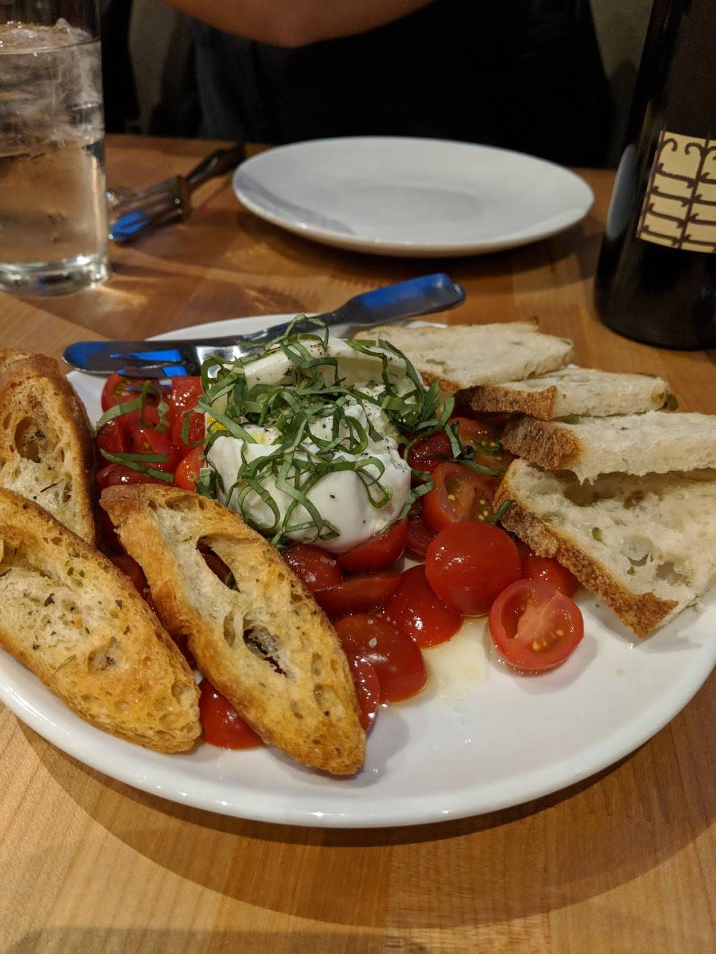 Enoteca La Storia Downtown | restaurant | 320 W. St. John St., San Jose, CA 95110, USA | 4086185455 OR +1 408-618-5455