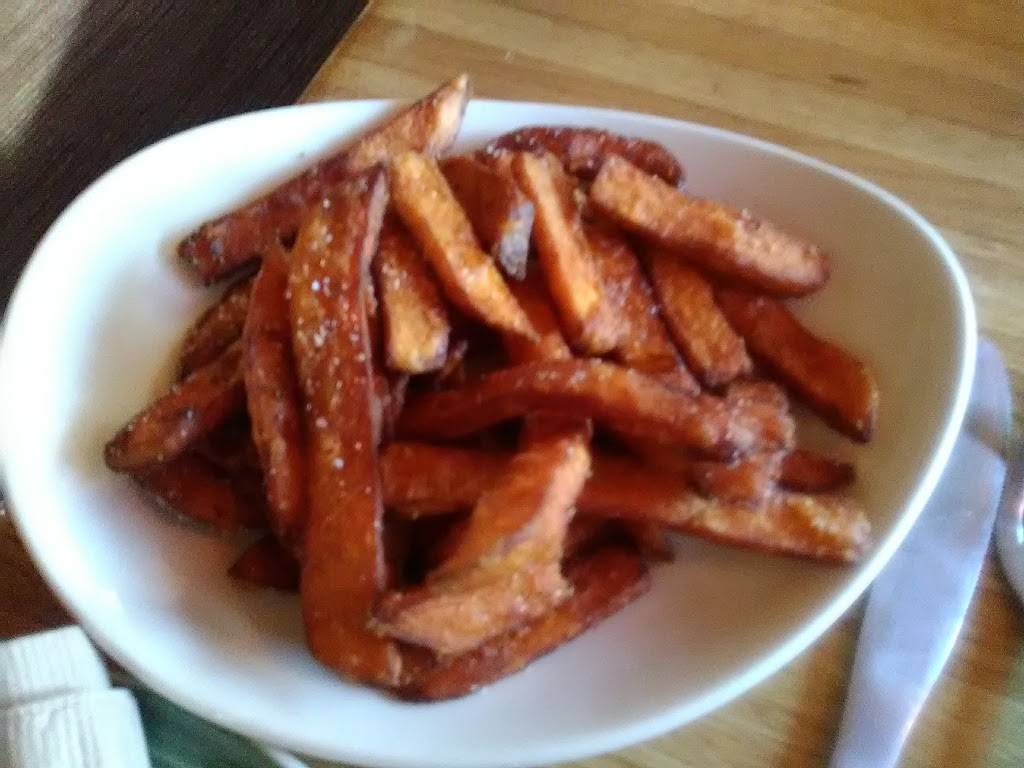 Applebees Grill + Bar | restaurant | 3820 Mulberry St, Riverside, CA 92507, USA | 9513697447 OR +1 951-369-7447