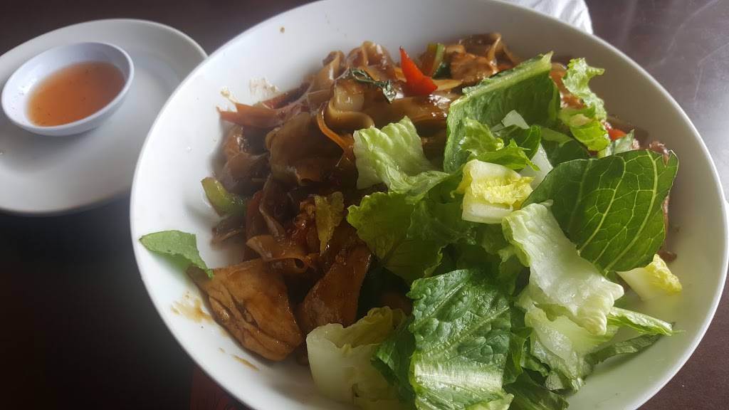 Thai Heaven | restaurant | 623 N Central Ave, Atlanta, GA 30354, USA | 4047629048 OR +1 404-762-9048