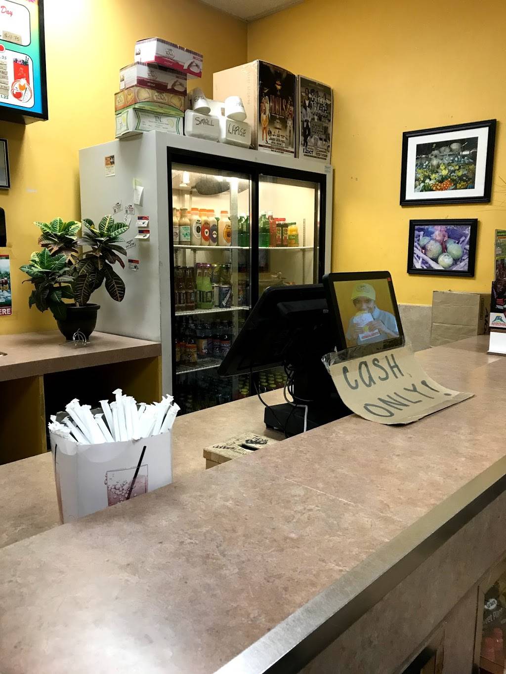 Tinnels West Jamaican Cuisine | restaurant | 6210 Finch Ave W, Etobicoke, ON M9V 0A1, Canada | 4167413519 OR +1 416-741-3519