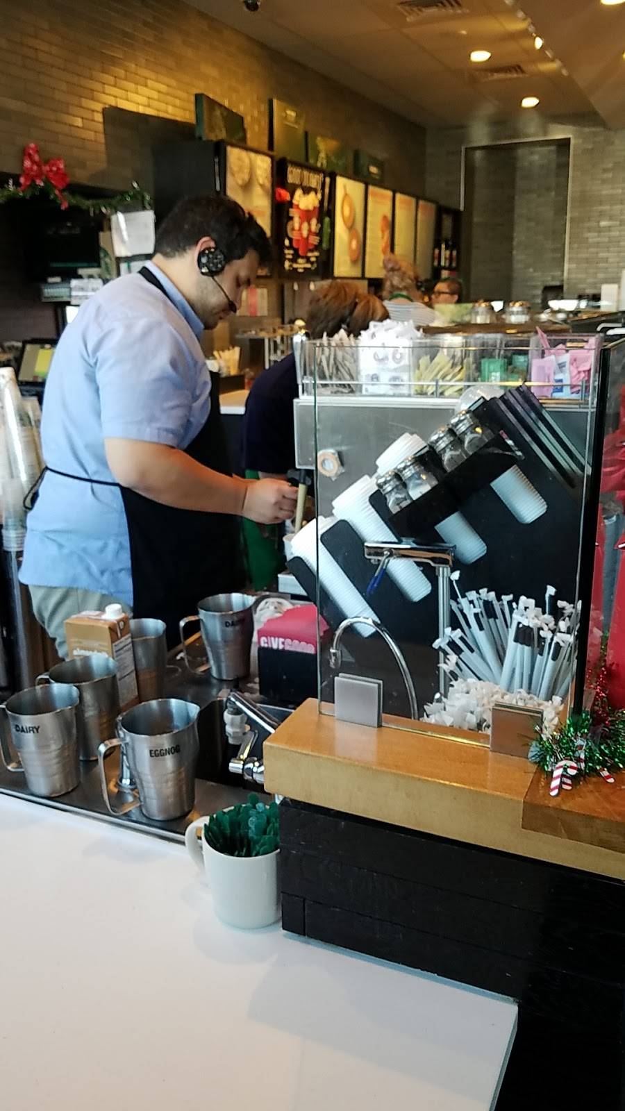 Starbucks | cafe | 4290 Clayton Rd, Concord, CA 94521, USA | 9255219960 OR +1 925-521-9960