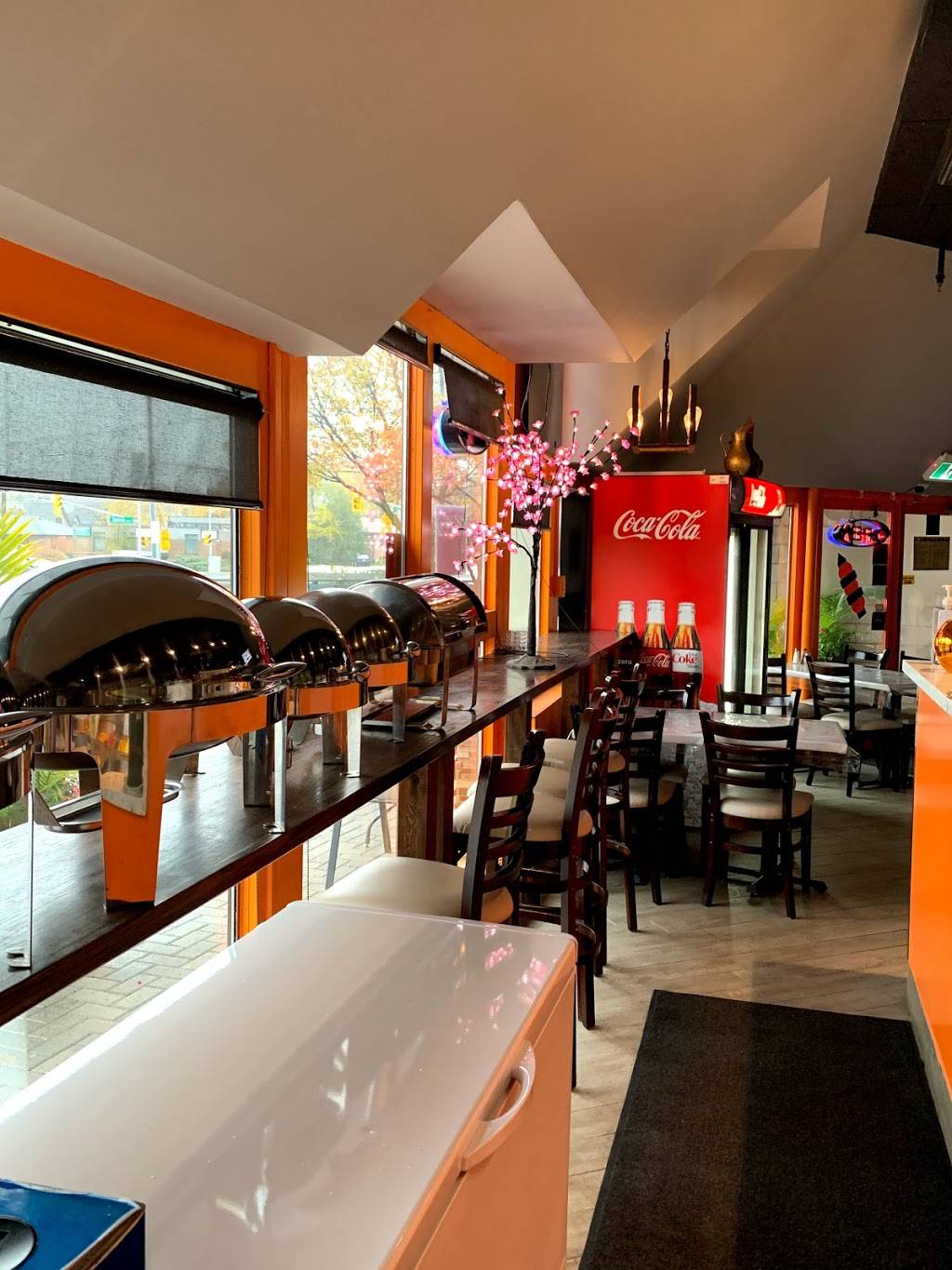 Parsi Premium Sandwiches,Burgers, kabobs | restaurant | 8199 Yonge St, Thornhill, ON L3T 2C6, Canada | 9055971188 OR +1 905-597-1188