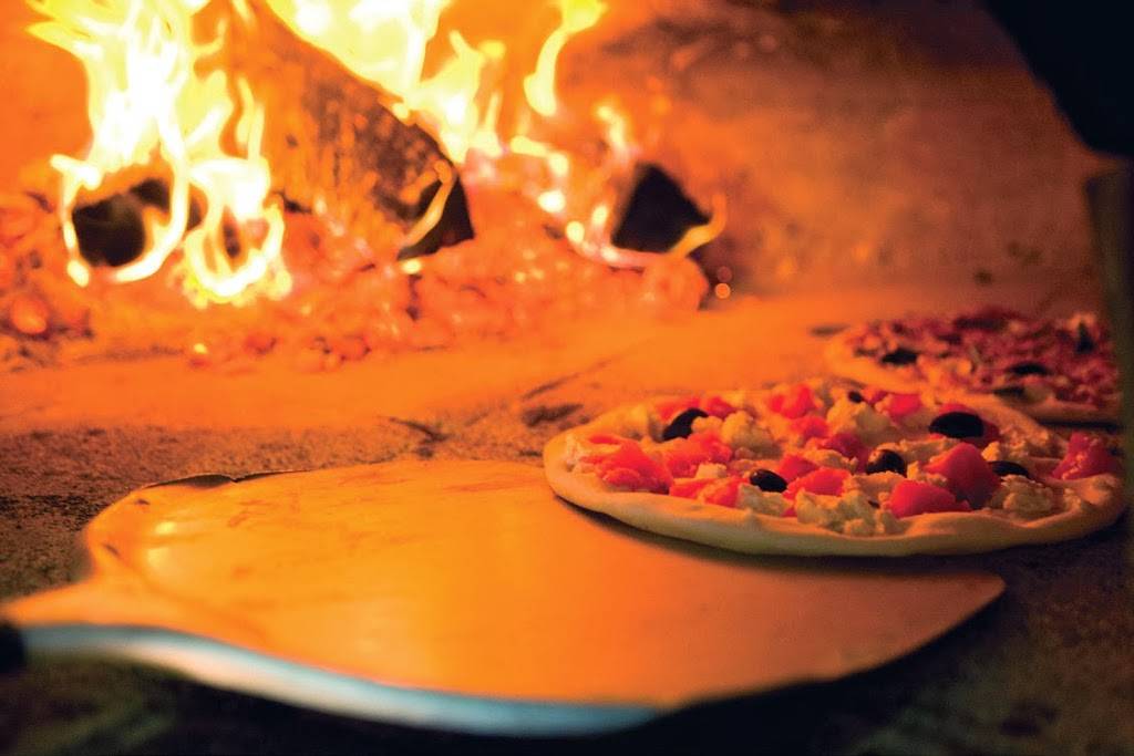 Forno Bello Wood Fired Pizza & Italian Cuisine | cafe | 138 S Woodland Blvd, DeLand, FL 32720, USA | 3862790078 OR +1 386-279-0078
