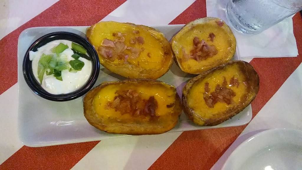 TGI Fridays | restaurant | 6800 Whitmore Lake Rd, Brighton, MI 48116, USA | 8108440541 OR +1 810-844-0541