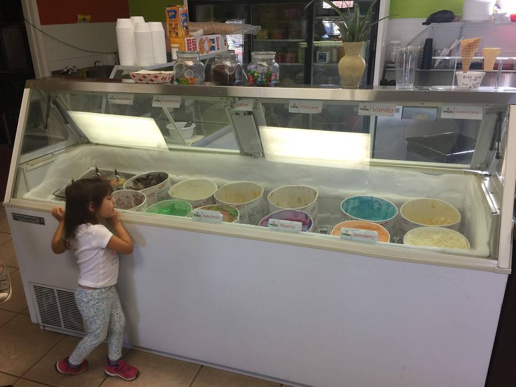 Sabores De Mi Tierra | restaurant | 129 N 2nd St, Chowchilla, CA 93610, USA | 5596651214 OR +1 559-665-1214