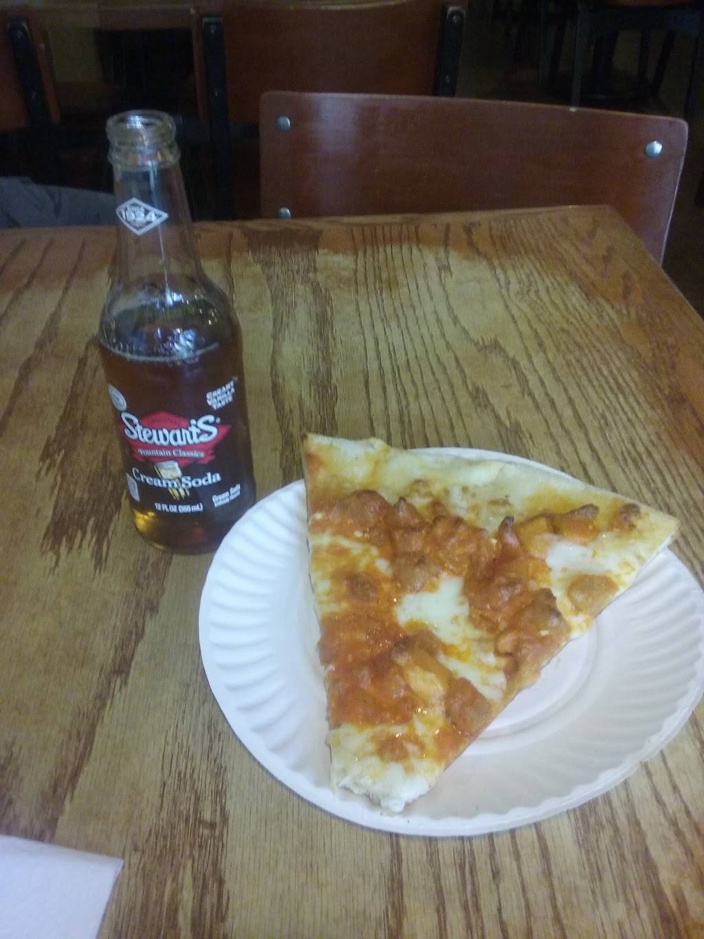 Gino’s Pizza | restaurant | 50 Pondfield Rd W, Bronxville, NY 10708, USA | 9149617460 OR +1 914-961-7460