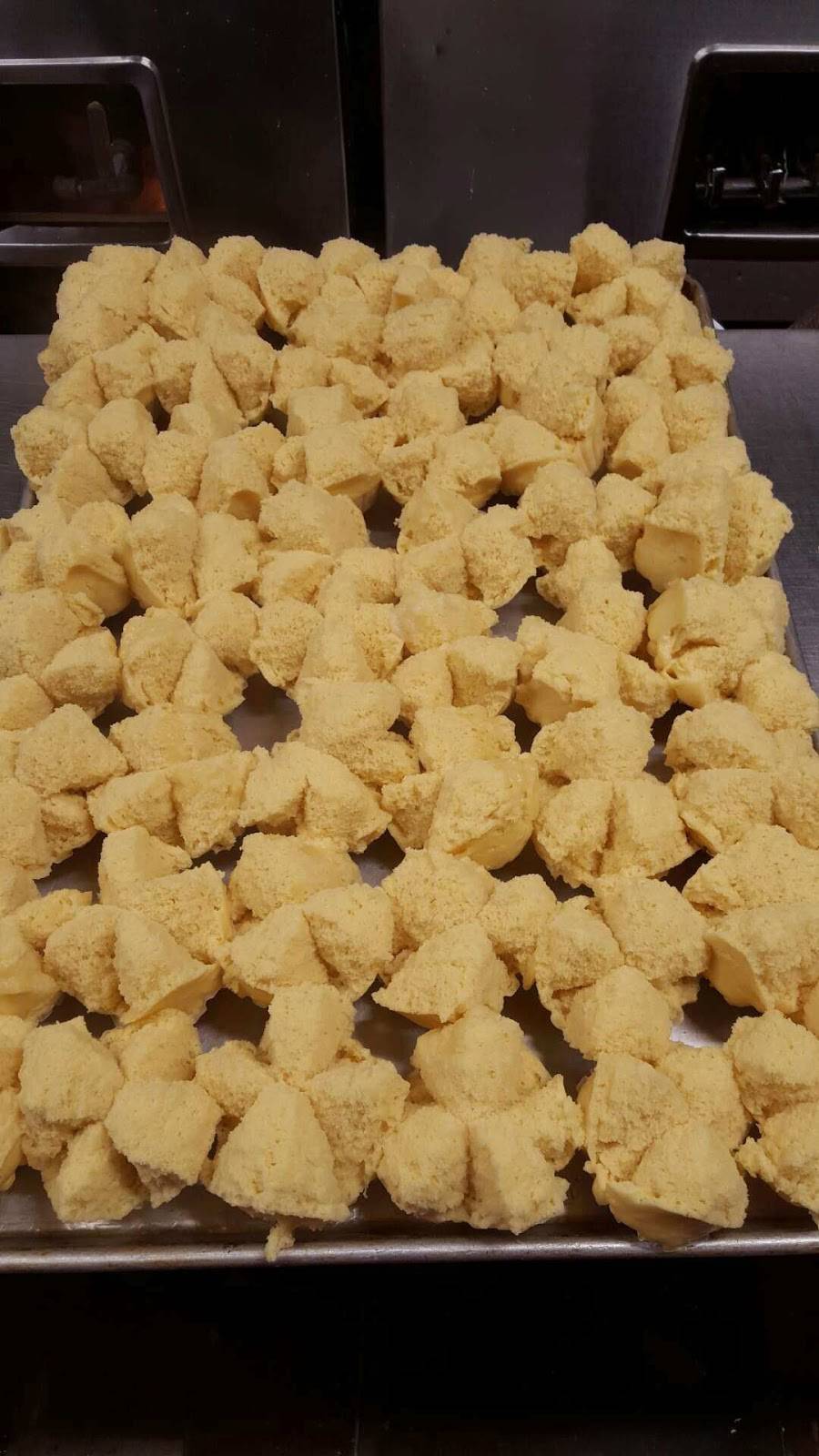 Tao Yuen Pastry | bakery | 816 Franklin St, Oakland, CA 94607, USA | 5108349200 OR +1 510-834-9200