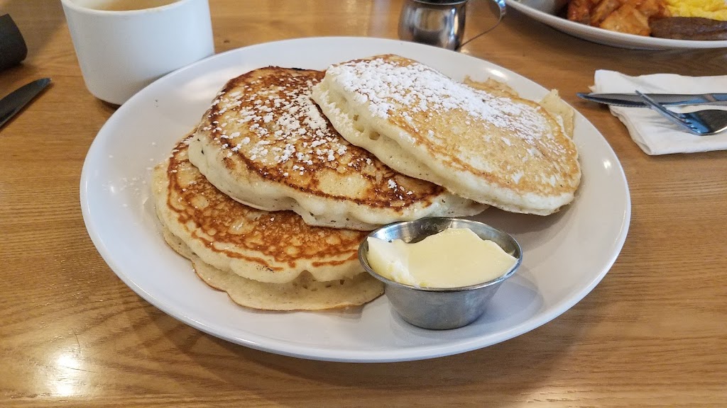The Board and Brew | restaurant | 33rd & Chestnut, 3200 Chestnut St, Philadelphia, PA 19104, USA | 2678570229 OR +1 267-857-0229