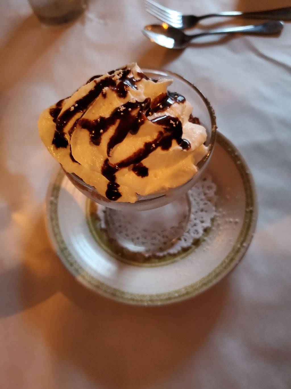 Omars Carriage House | restaurant | 313 W Bute St, Norfolk, VA 23510, USA | 7576224990 OR +1 757-622-4990