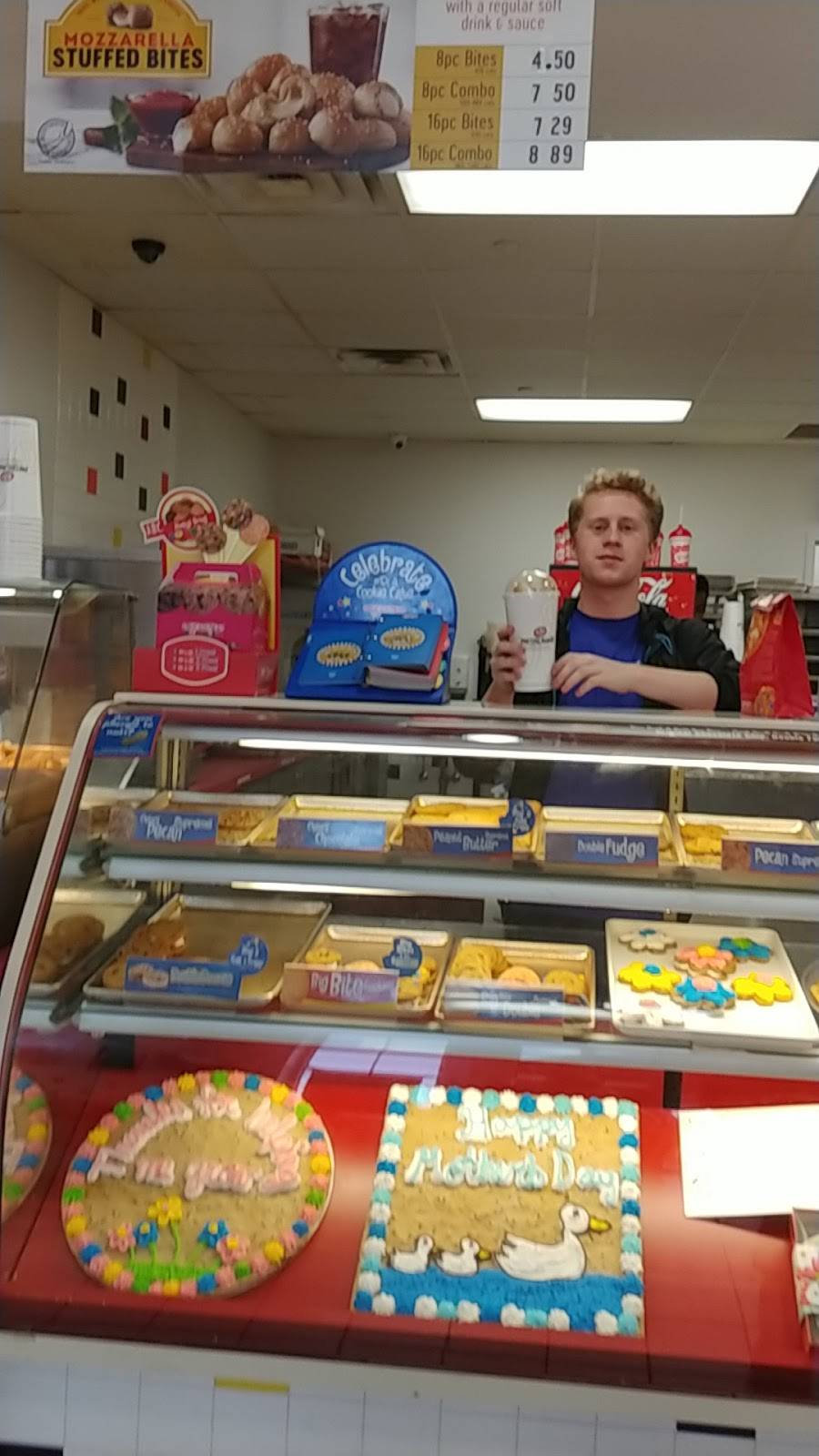 Pretzelmaker | restaurant | 4670 Merchants Park Cir #620, Collierville, TN 38017, USA | 9018501038 OR +1 901-850-1038