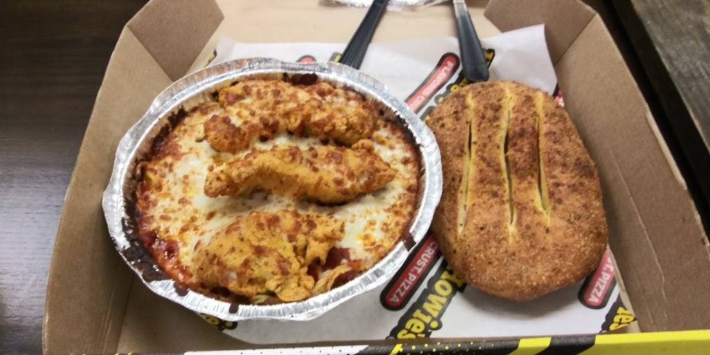 Hungry Howies Pizza | meal delivery | 2439 Enterprise Rd, Orange City, FL 32763, USA | 3867750550 OR +1 386-775-0550