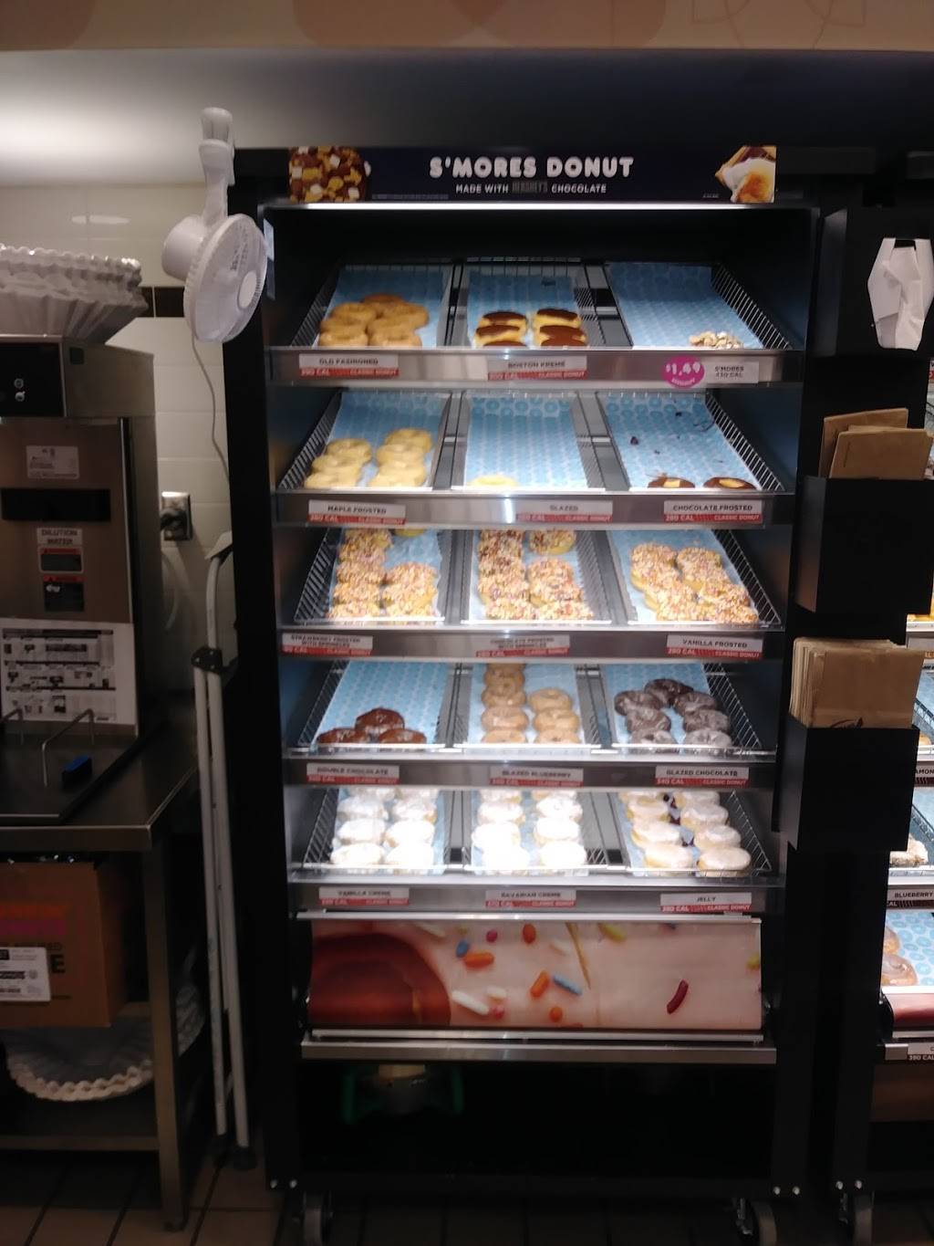 Dunkin | bakery | 147 Northside Dr E, Statesboro, GA 30458, USA | 9122599158 OR +1 912-259-9158