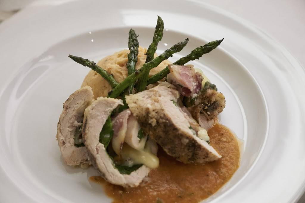 Sarita a Restaurant | restaurant | 14523 Madison Ave, Lakewood, OH 44107, USA | 2162265200 OR +1 216-226-5200