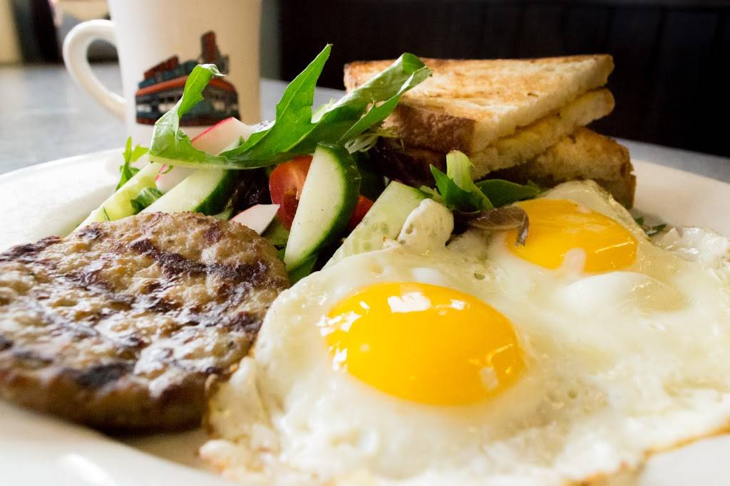 Deluxe Town Diner | restaurant | 627 Mt Auburn St, Watertown, MA 02472, USA | 6179268400 OR +1 617-926-8400