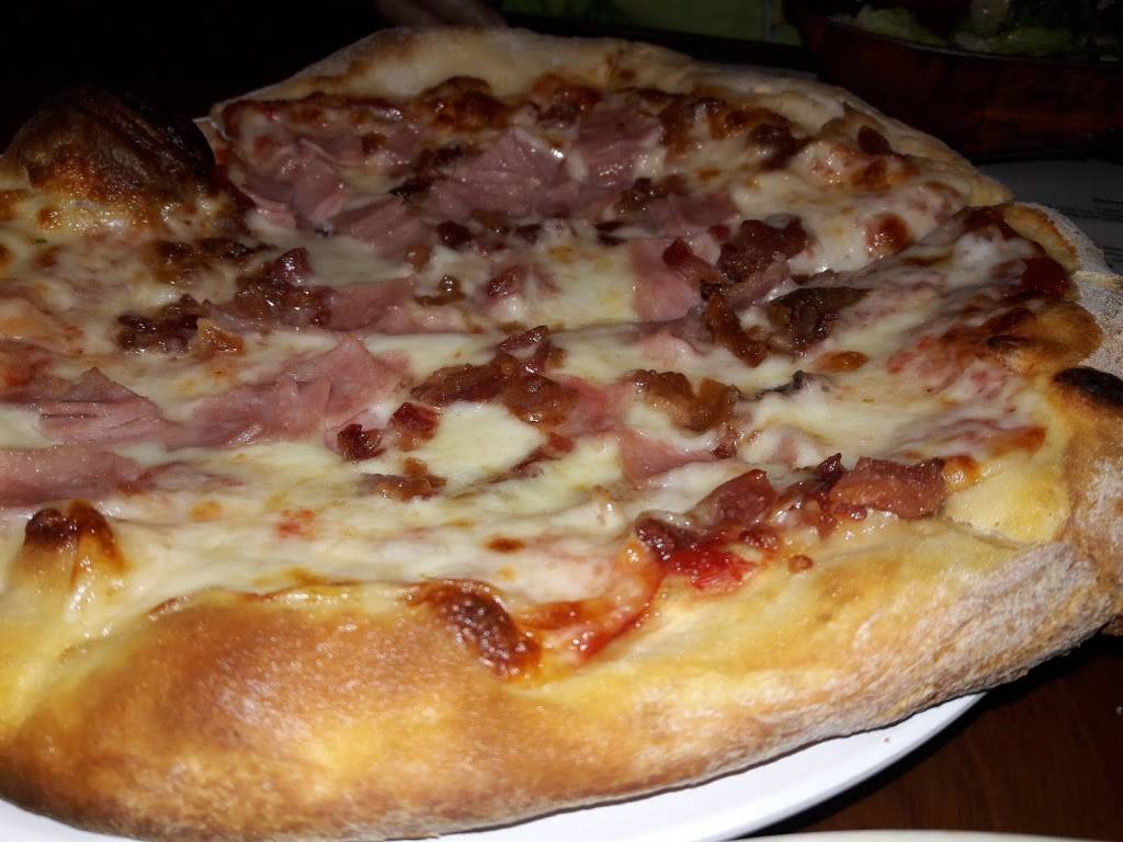 Ken & Mikes Pizza Pasta & More | restaurant | 16393 NW 67th Ave, Miami Lakes, FL 33014, USA | 3055580888 OR +1 305-558-0888
