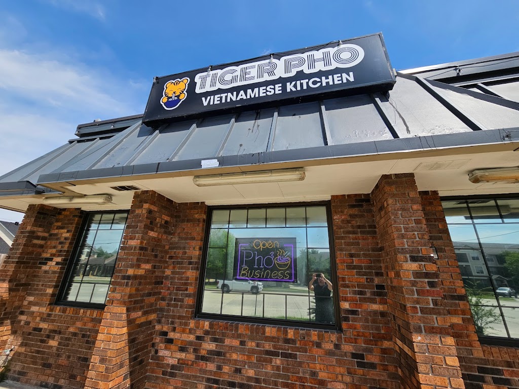 Tiger Phở Vietnamese Kitchen | restaurant | 6413 Jones Creek Rd, Baton Rouge, LA 70817, USA | 2259305448 OR +1 225-930-5448