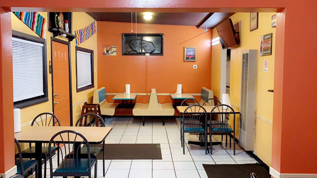 TACOS Y MARISCOS EL RODEO | restaurant | 648 N Riverside Dr, Española, NM 87532, USA | 5057478791 OR +1 505-747-8791