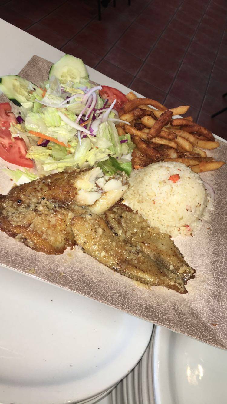 El Puerto Mariscos & Grill | restaurant | 2752 W Lawrence Ave, Chicago, IL 60625, USA | 7739303160 OR +1 773-930-3160