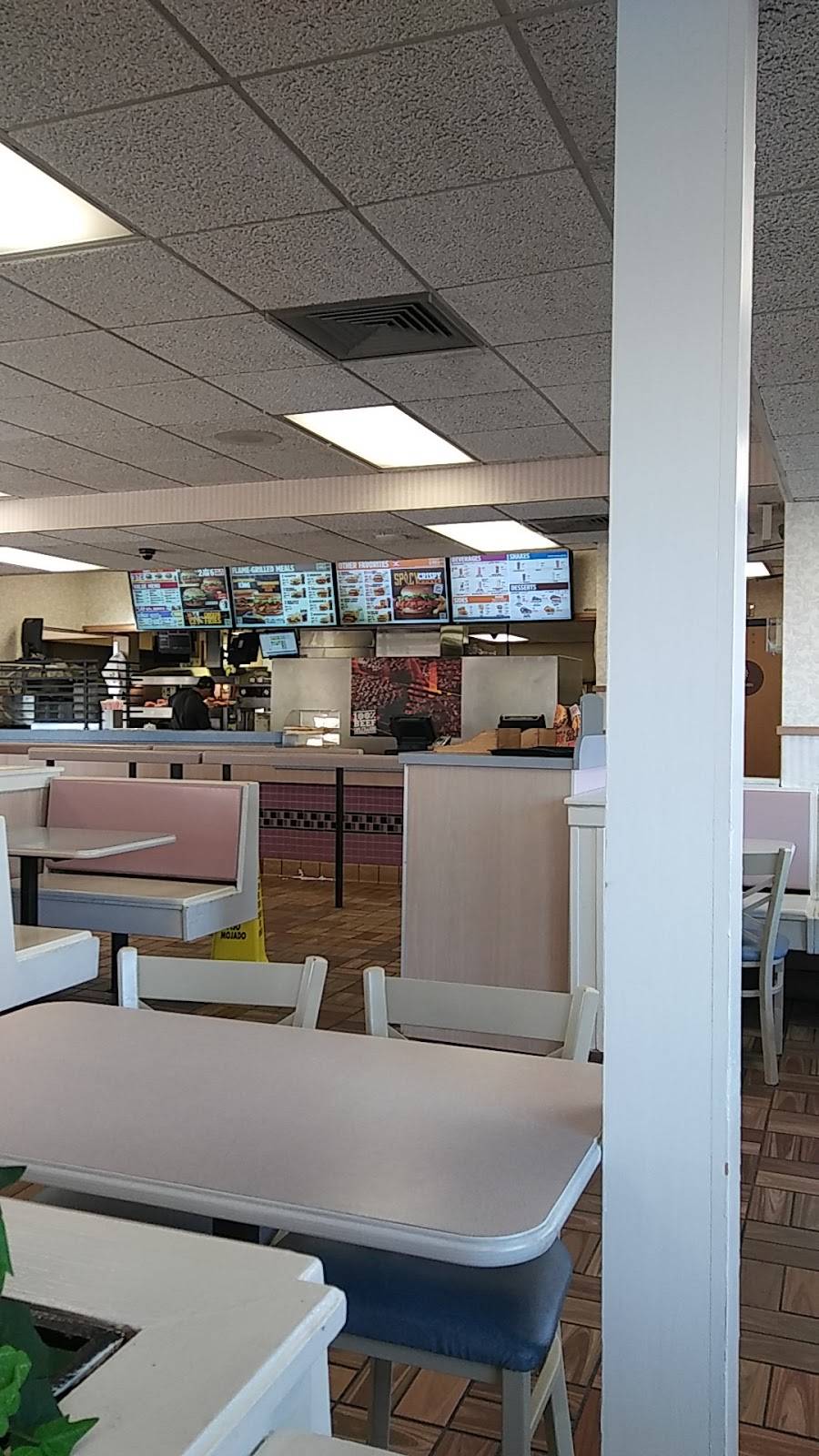 Burger King | restaurant | 914 New Britain Ave, Hartford, CT 06106, USA | 8609538450 OR +1 860-953-8450