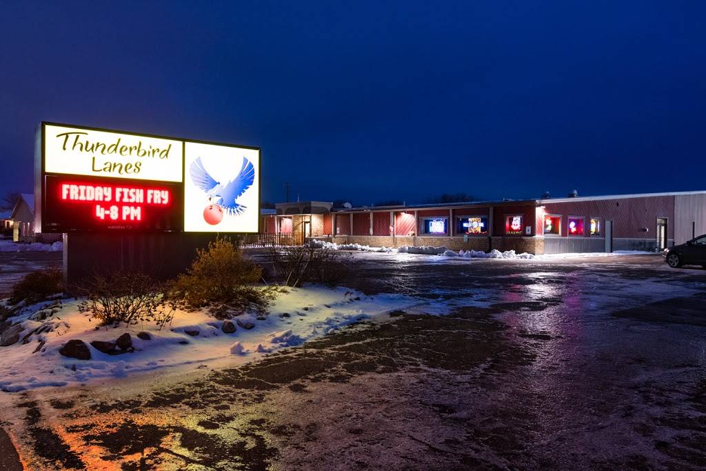 Thunderbird Lanes | restaurant | 1117 8th St, Baraboo, WI 53913, USA | 6083569111 OR +1 608-356-9111