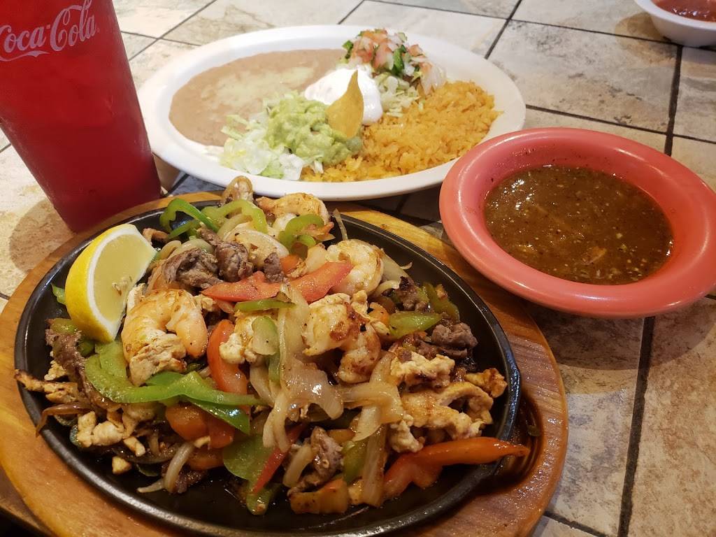 La Huerta Mexican Restaurant | restaurant | 1915 Main St, Van Buren, AR 72956, USA | 4794710113 OR +1 479-471-0113