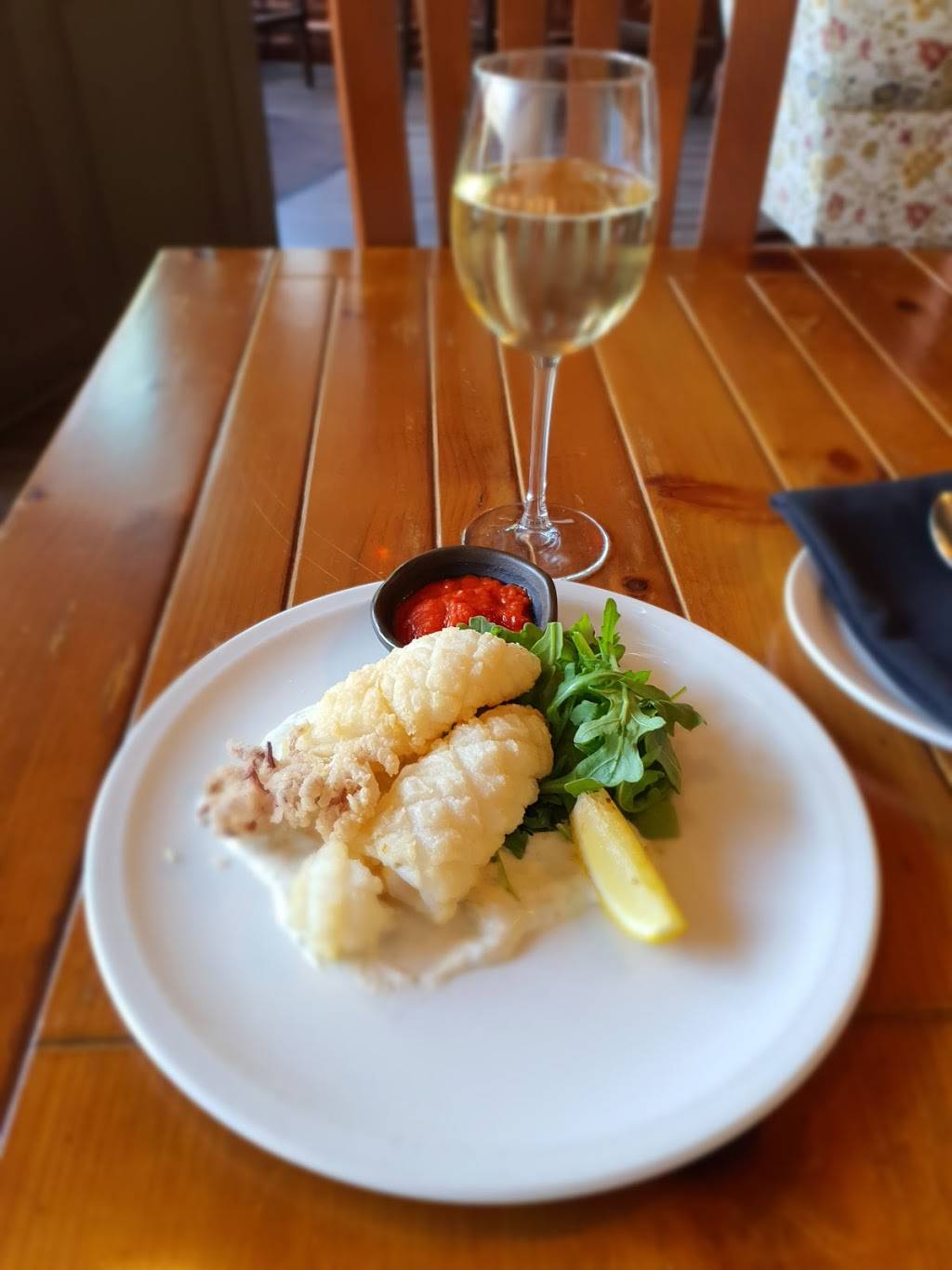 Trattoria Gusto | restaurant | 1 Walton St, Port Hope, ON L1A 2Y8, Canada | 9058851198 OR +1 905-885-1198