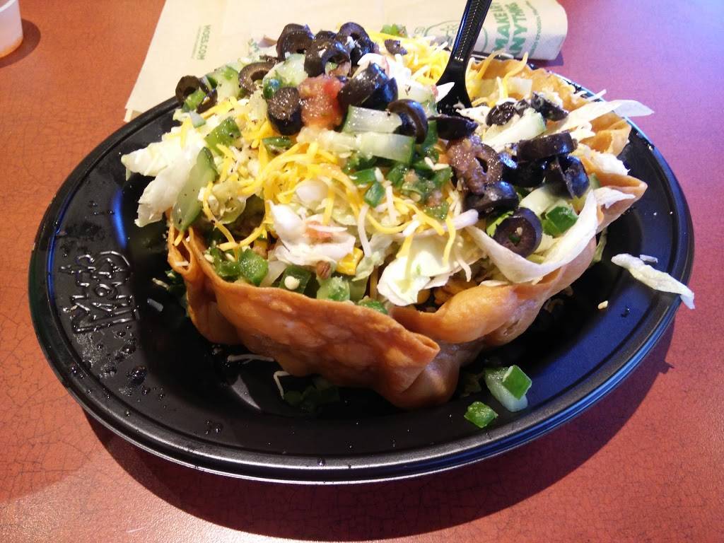 Moes Southwest Grill | restaurant | 7025 County Rd 46 A, Lake Mary, FL 32746, USA | 4078330050 OR +1 407-833-0050