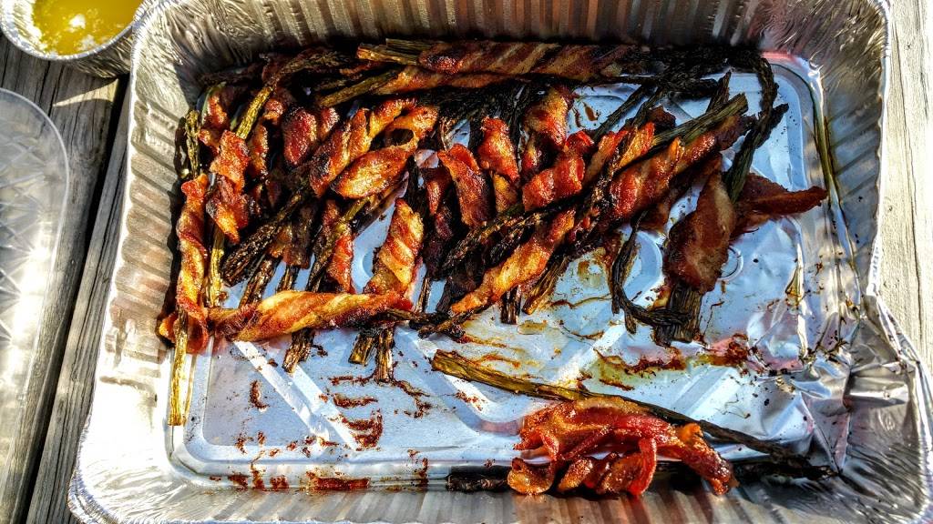 Skippers Landing Restaurant & Marina | restaurant | 7061 Lake Bluff Rd, Wolcott, NY 14590, USA | 3155879797 OR +1 315-587-9797