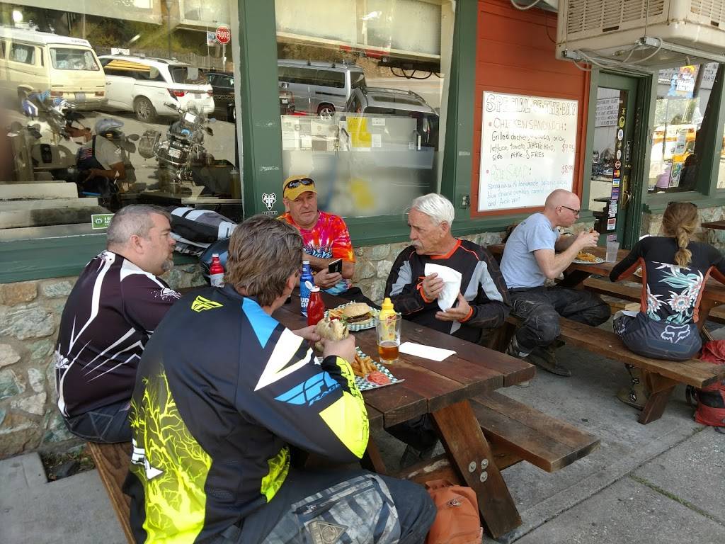Two Rivers Café | restaurant | 116 Main St, Downieville, CA 95936, USA | 5302893540 OR +1 530-289-3540