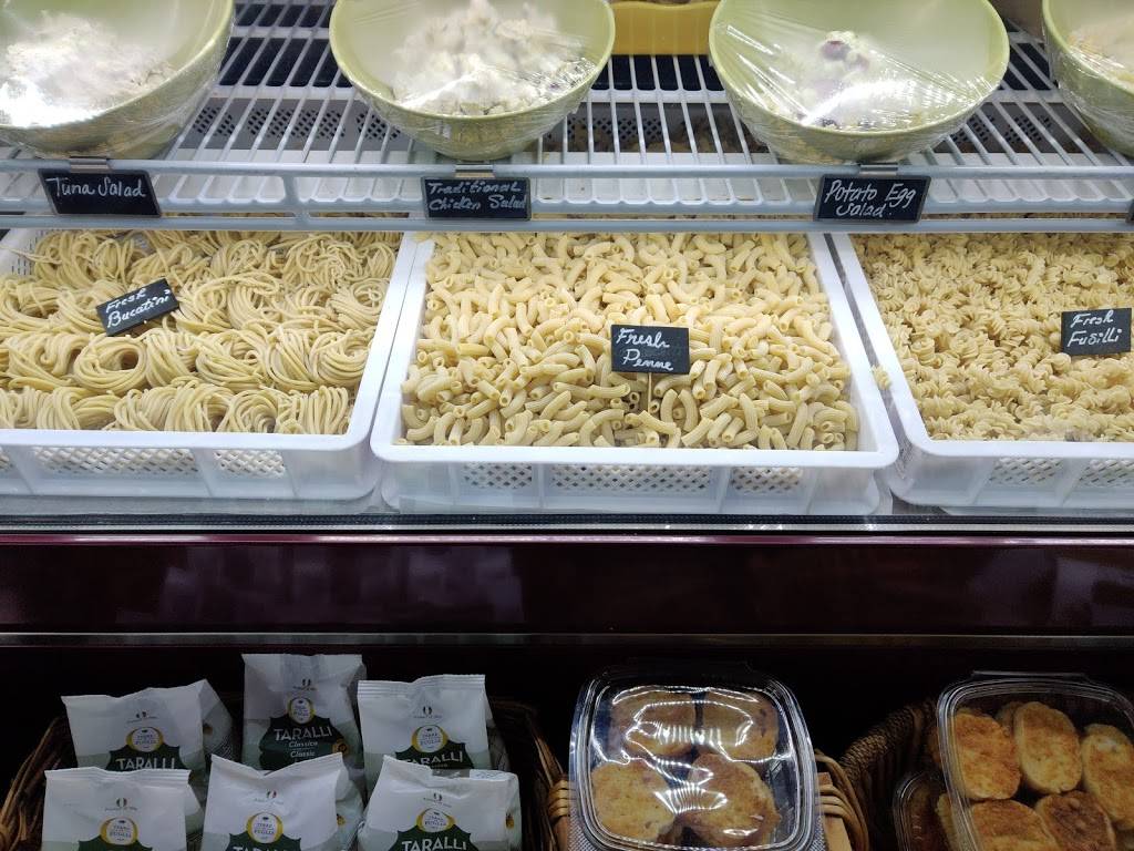 Filomenas Italian Kitchen & Market | restaurant | 2400 Newport Blvd, Costa Mesa, CA 92627, USA | 9496423810 OR +1 949-642-3810