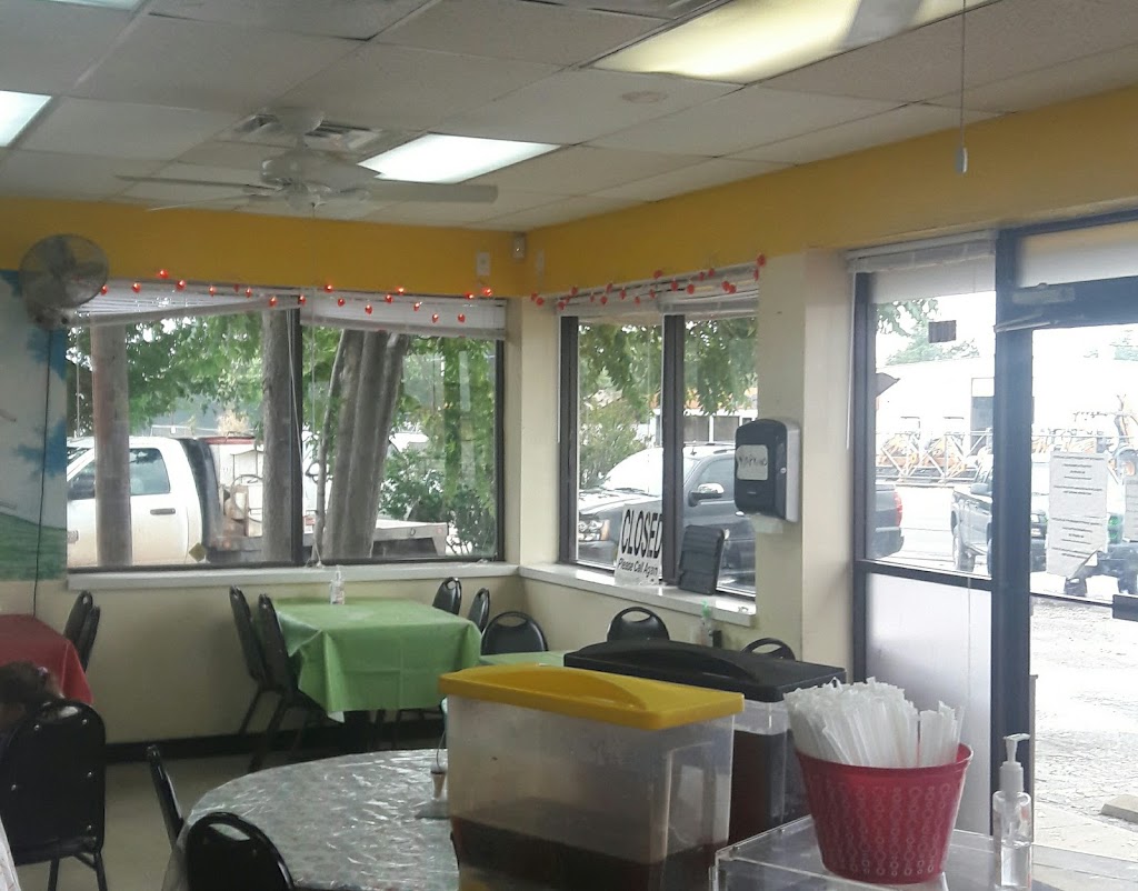 La Popular Bakery Burrito Stop | bakery | 3001 S Treadaway Blvd, Abilene, TX 79602, USA | 3256952670 OR +1 325-695-2670