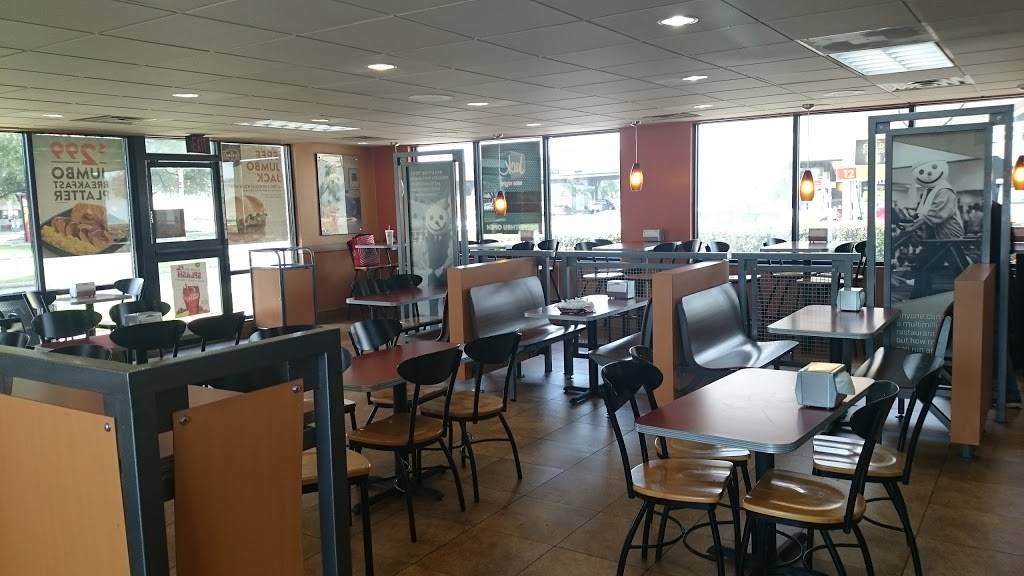 Jack in the Box | restaurant | 5757 Hollister St, Houston, TX 77040, USA | 7136902329 OR +1 713-690-2329