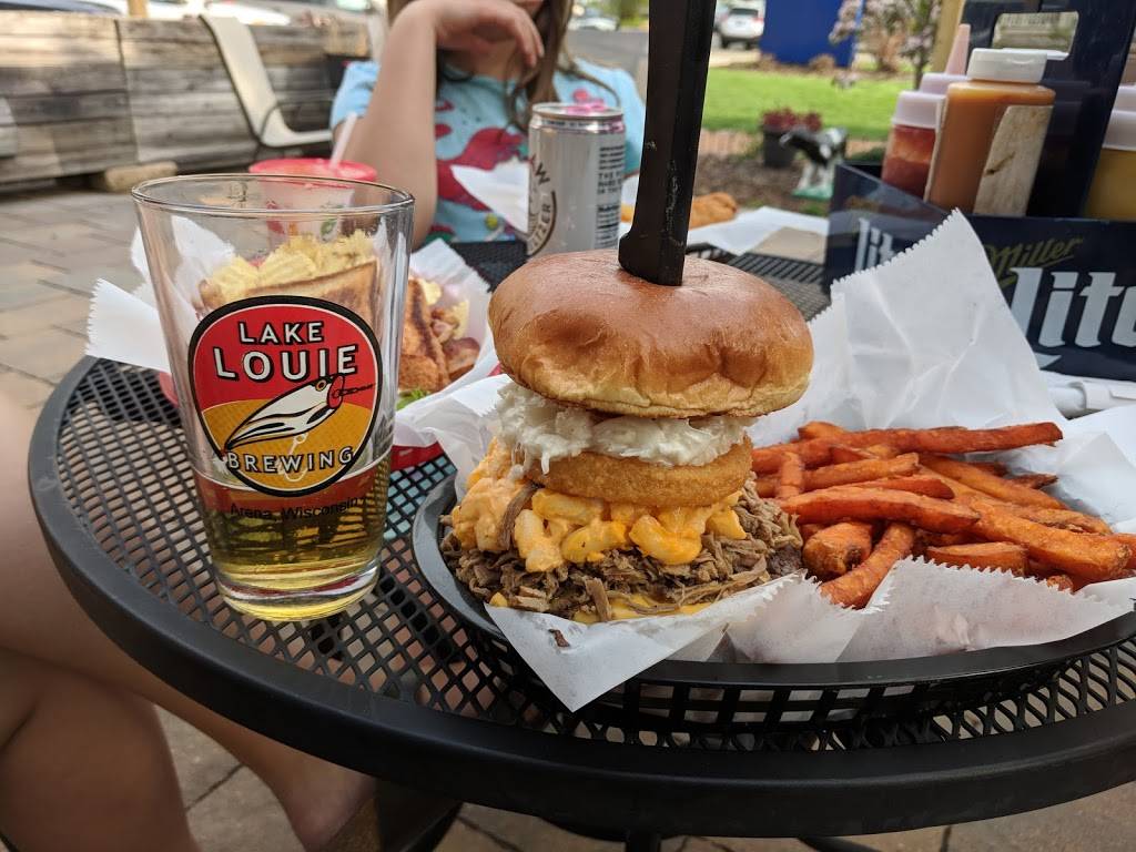 Ziggys BBQ Smokehouse & Ice Cream Parlor | restaurant | 135 S Main St, Oregon, WI 53575, USA | 6082910915 OR +1 608-291-0915