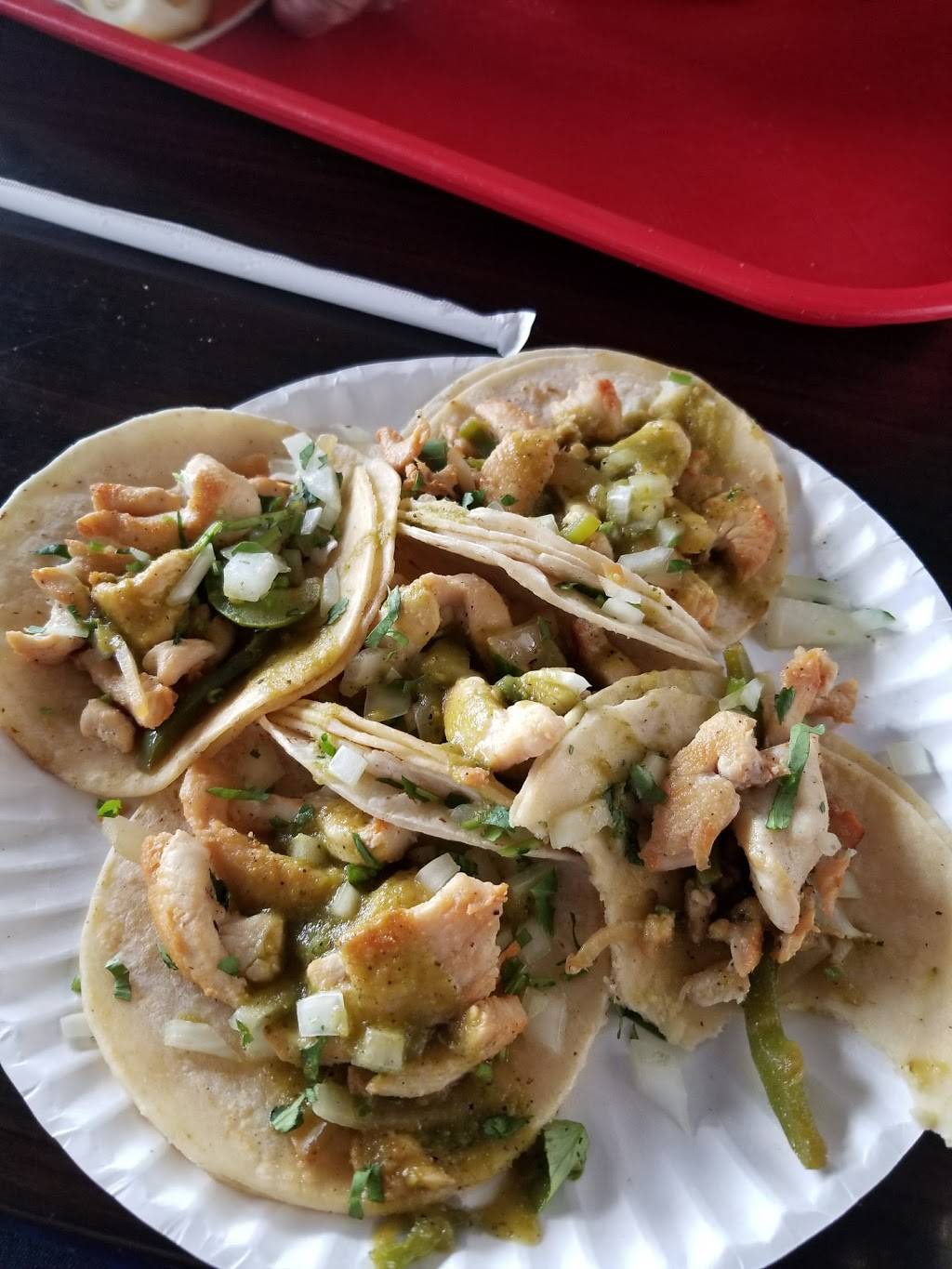 Taqueria El Fundador | restaurant | 3245 W Van Buren St, Phoenix, AZ 85009, USA | 6022339818 OR +1 602-233-9818