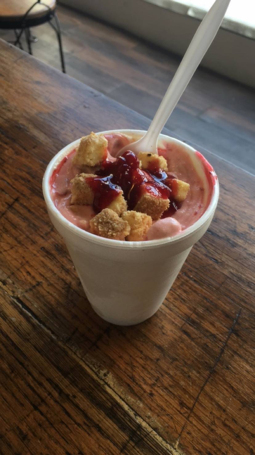 Dairy Bar of Carrollton, Inc. | restaurant | 334 5th St, Carrollton, IL 62016, USA | 2179423841 OR +1 217-942-3841