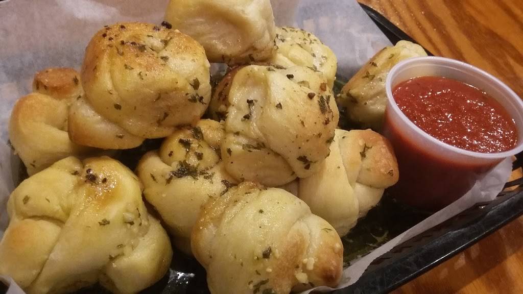 Pizza Villa & Restaurant | restaurant | 7038 Coastal Blvd, Brooksville, FL 34613, USA | 3525968956 OR +1 352-596-8956