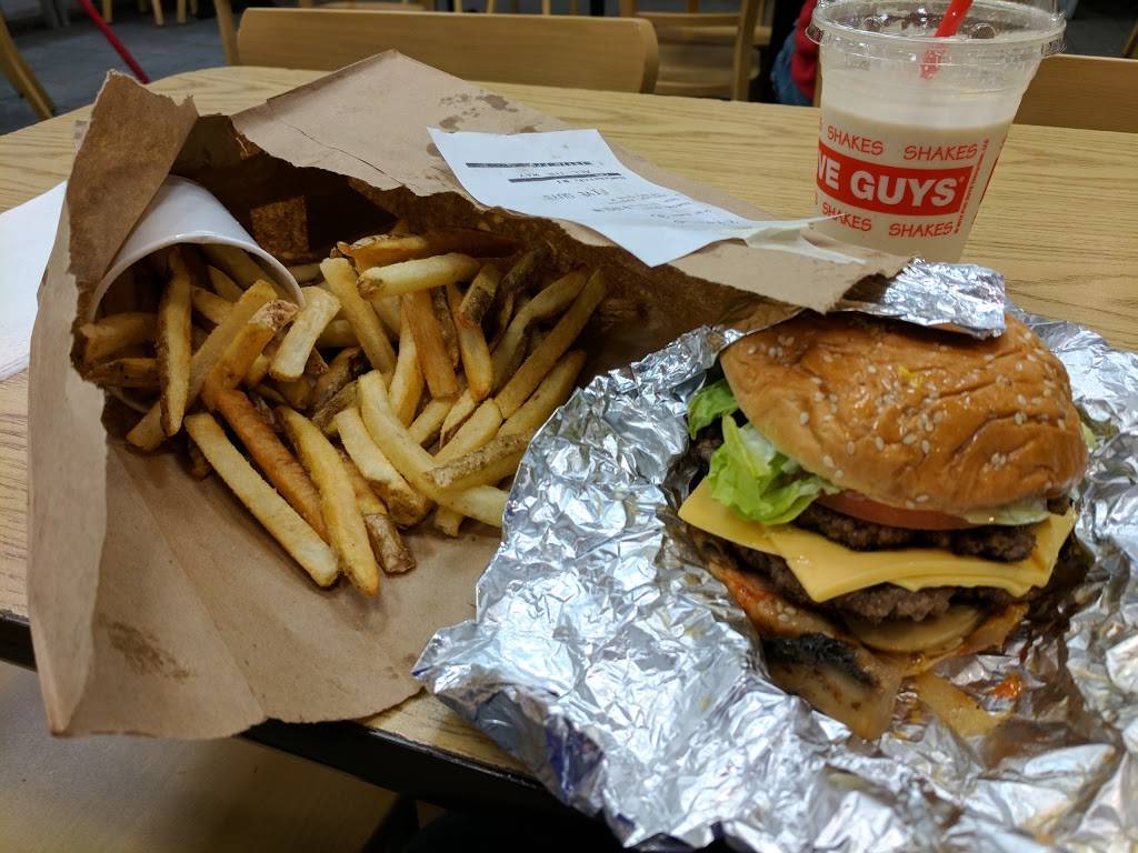 Five Guys | meal takeaway | 1902 S Val Vista Dr, Mesa, AZ 85204, USA | 4805392773 OR +1 480-539-2773