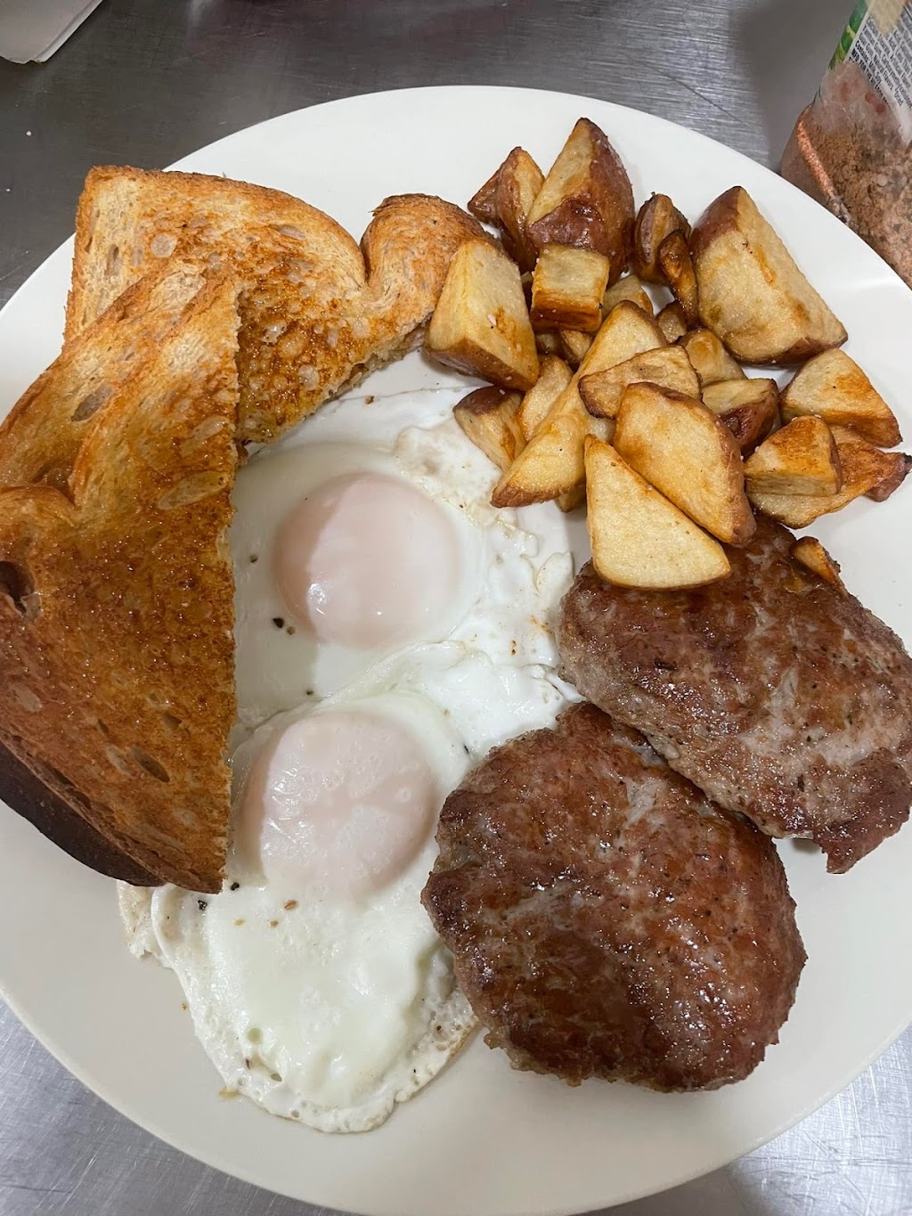 Hickory Street, LLC - Catering + Bistro | restaurant | 117 S Bent St, Powell, WY 82435, USA | 3077643720 OR +1 307-764-3720