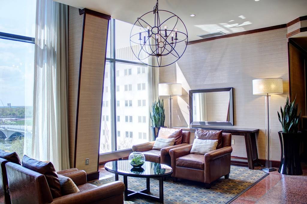 The Capital Club | restaurant | 50 S Front St, Columbus, OH 43215, USA | 6145457799 OR +1 614-545-7799