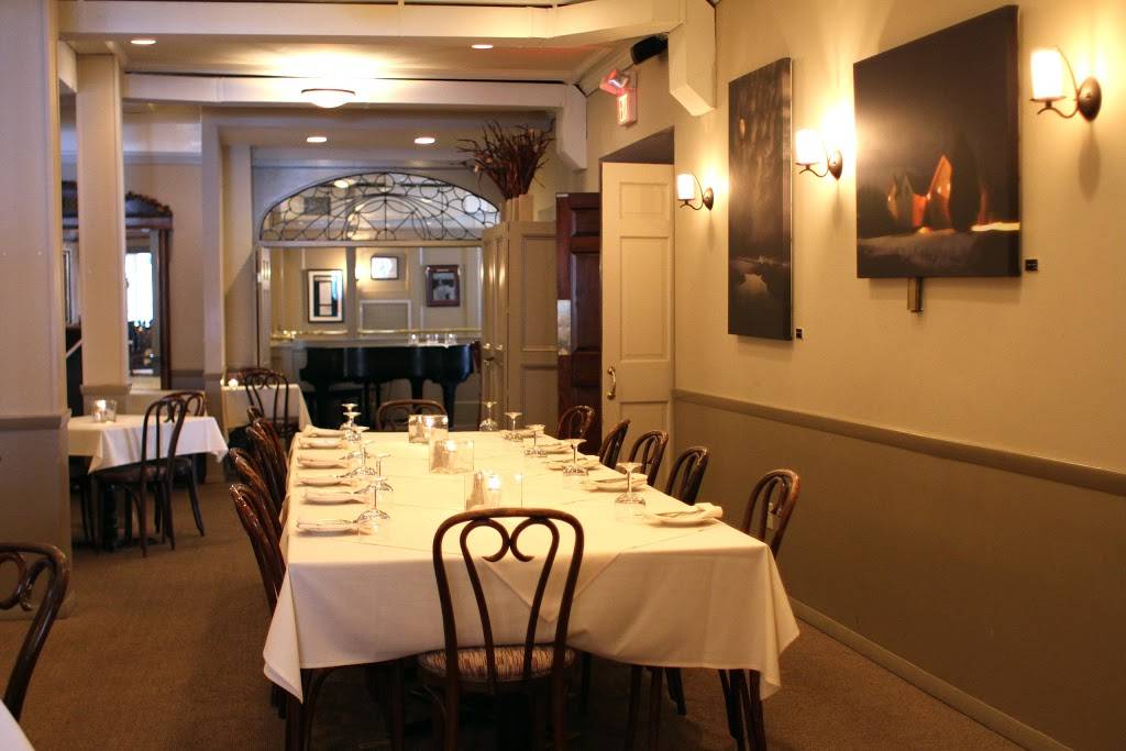 Rudis Portsmouth | restaurant | 20 High St, Portsmouth, NH 03801, USA | 6034307834 OR +1 603-430-7834