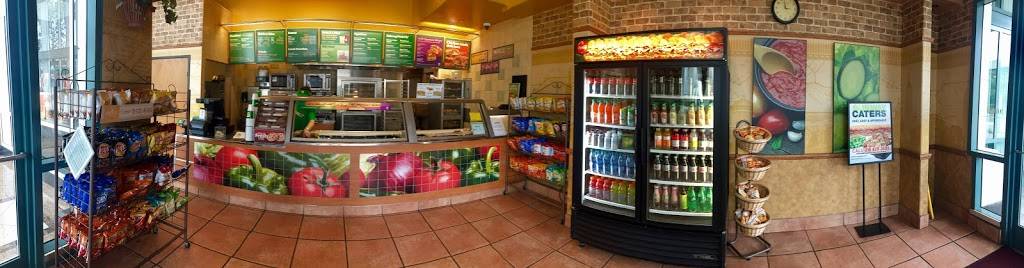 Subway Restaurants | restaurant | 2450 Colorado Ave 1st Floor, Suite 1006W, Santa Monica, CA 90404, USA | 3108283590 OR +1 310-828-3590
