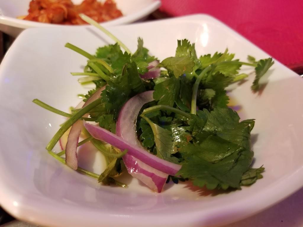 Blue House | restaurant | 1030 Howe Ave, Sacramento, CA 95825, USA | 9166462004 OR +1 916-646-2004