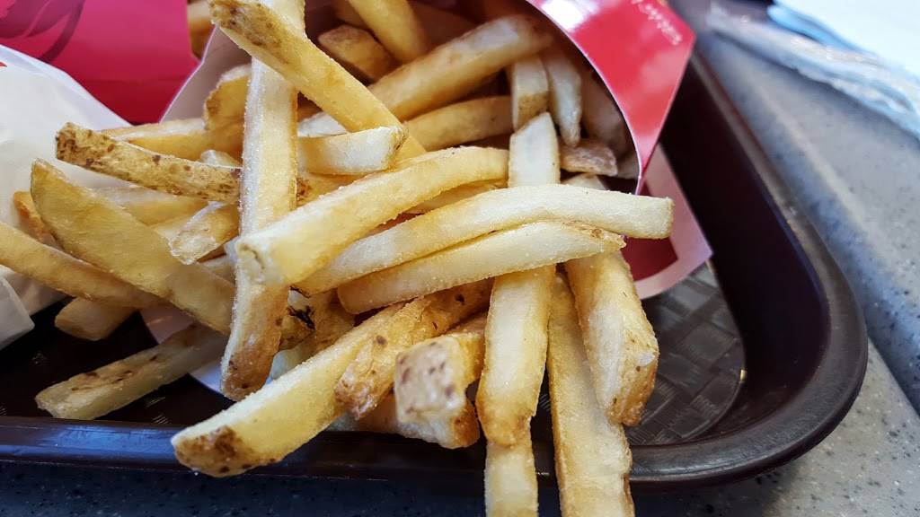 Wendys | restaurant | 280 Larkfield Rd, East Northport, NY 11731, USA | 6312615736 OR +1 631-261-5736