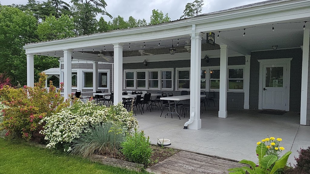 Wintons Tavern | restaurant | 47 Country Club Dr, Westport, NY 12993, USA | 5189628283 OR +1 518-962-8283