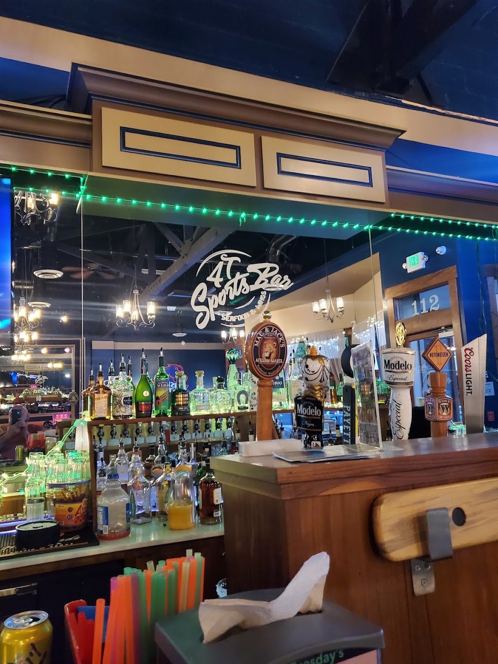 4T Sports Bar | restaurant | 112 13th Ave S, Nampa, ID 83651, USA | 2089364190 OR +1 208-936-4190