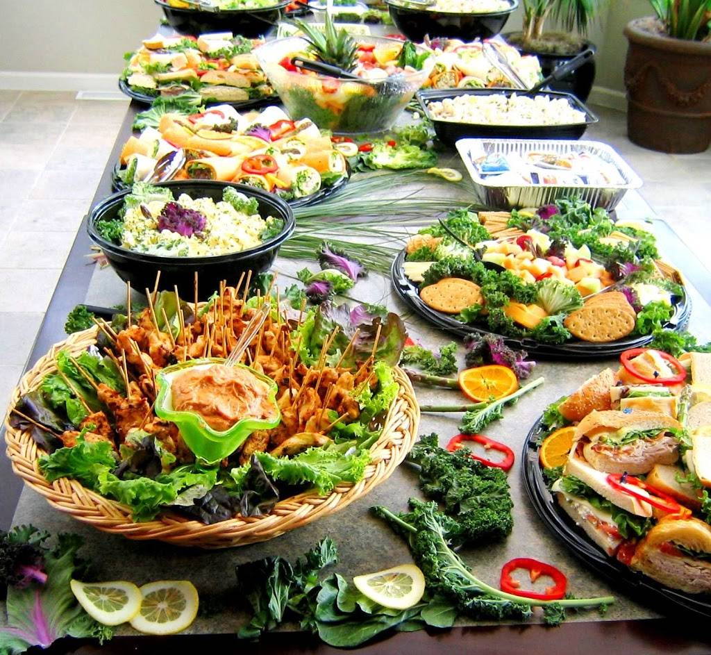 Metro Deli & Grill | restaurant | 2075 W Big Beaver Rd #106, Troy, MI 48084, USA | 2486494002 OR +1 248-649-4002