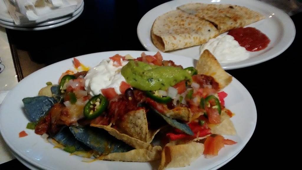 Fast Eddies | restaurant | 4801 Allentown Rd, Camp Springs, MD 20746, USA | 2405327406 OR +1 240-532-7406