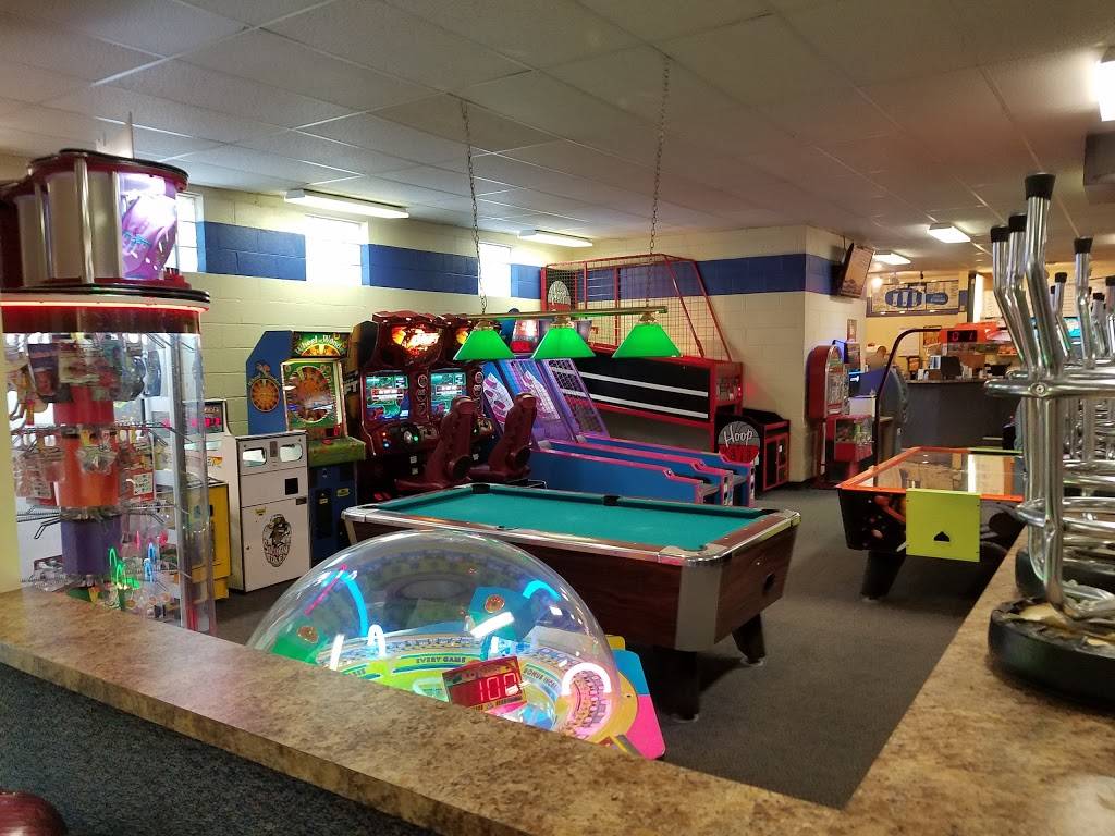 Auburn Bowl Inc | restaurant | 1815 Sprott St, Auburn, IN 46706, USA | 2609250235 OR +1 260-925-0235